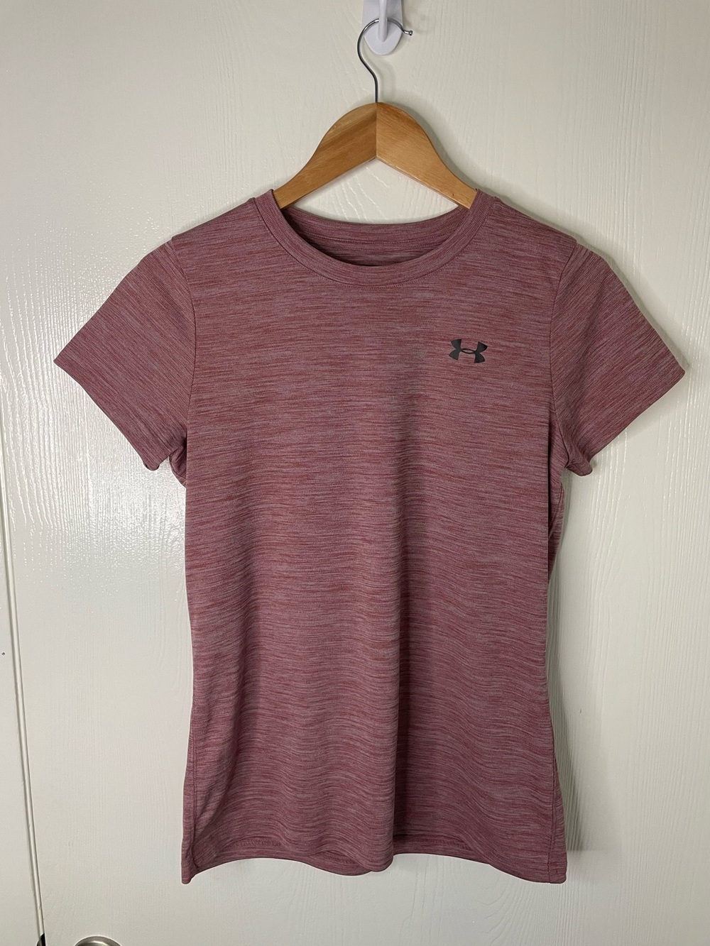 Under Armour HeatGear Loose Heather Pink Athletic Tee M